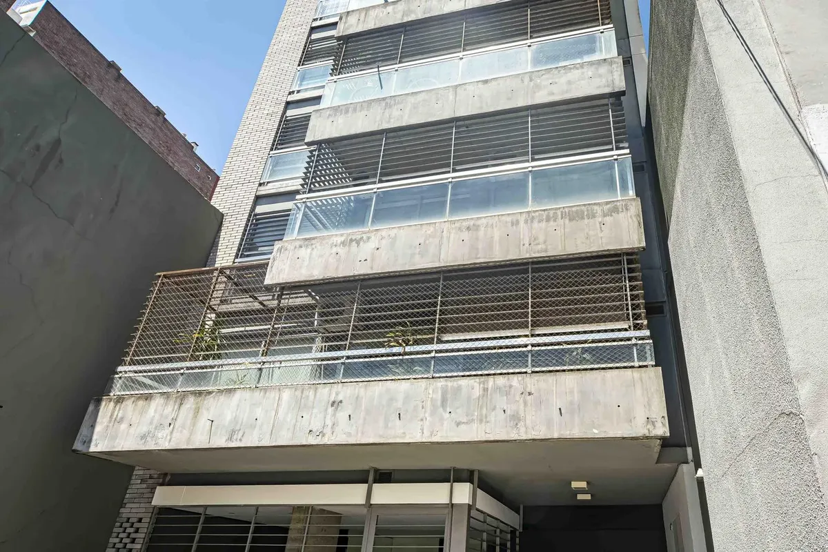 Departamento de 3 ambientes con balcón en Palermo