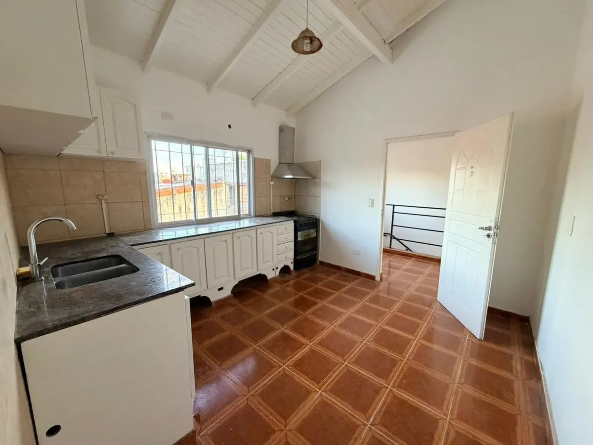 PH с 1 спальней и отдельным входом в Virreyes