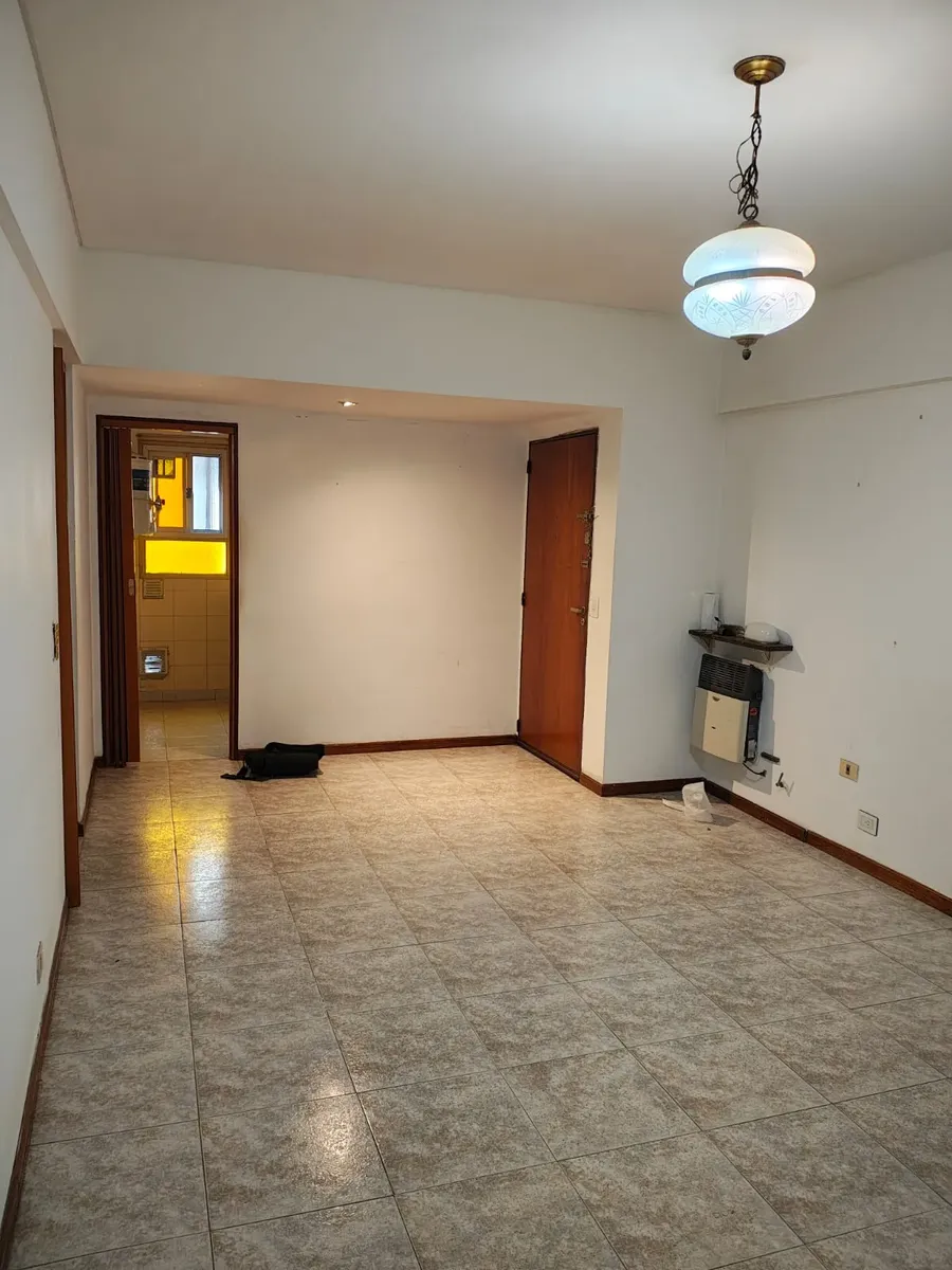Departamento de 3 ambientes en Ramos Mejía