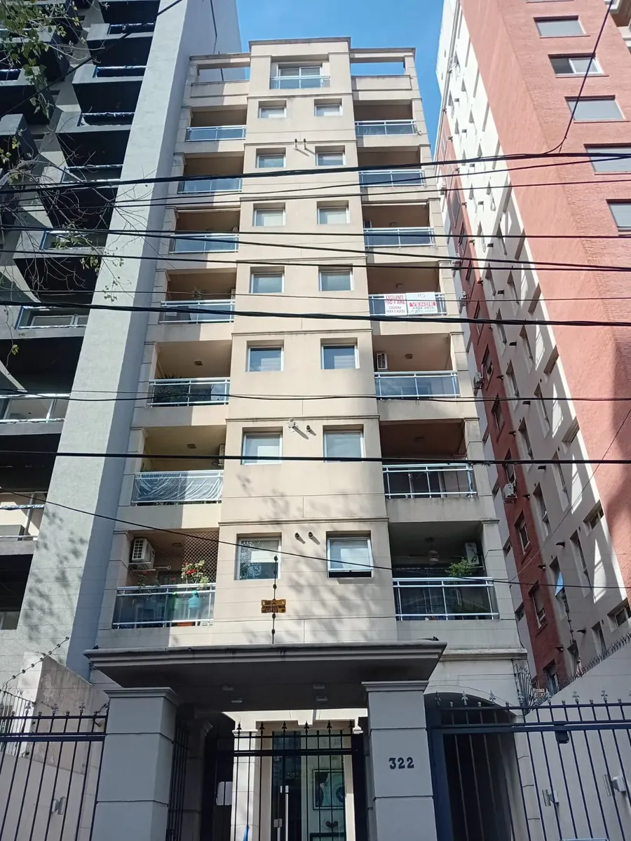 Квартира с 3 спальнями в центре Quilmes