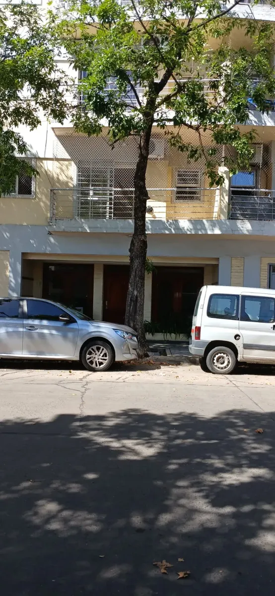 Departamento de 2 ambientes con balcón en Liniers