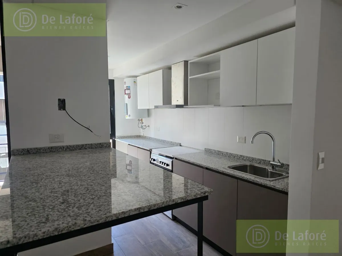 Apartamento de dois ambientes novo em San Isidro com varanda e churrasqueira