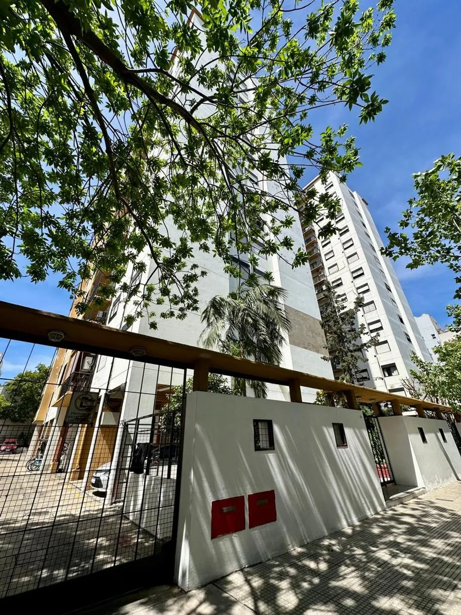 Квартира с 3 спальнями и парковочным местом в Villa Luro