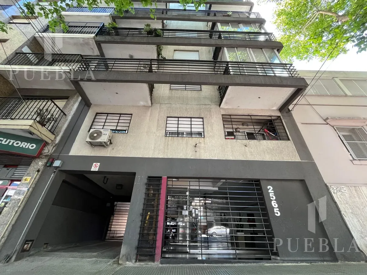 Departamento de 2 ambientes apto profesional en Parque Patricios