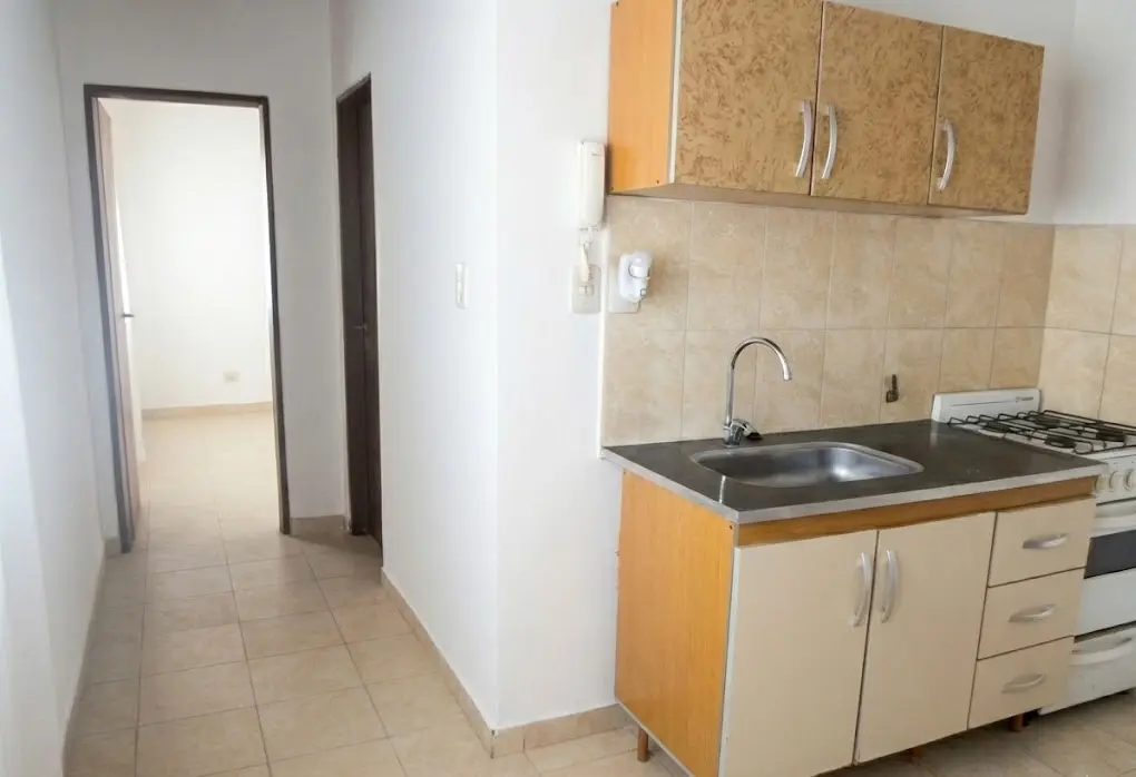 Departamento de 1 dormitorio en alquiler en Avellaneda