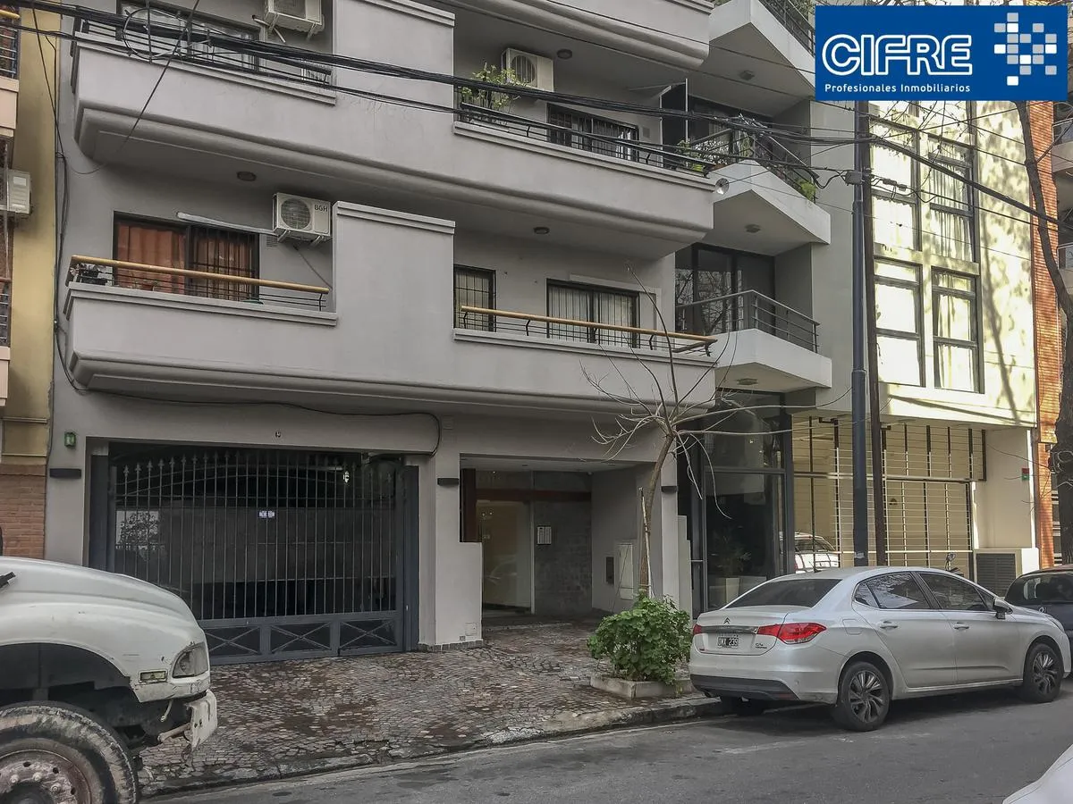 Two-room apartment with balcony in Villa Urquiza