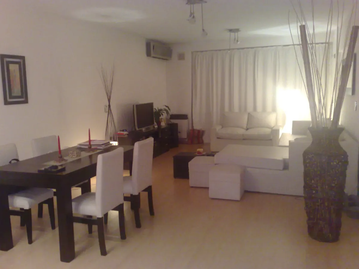 Departamento studio amueblado con balcón terraza y vista a la piscina en Villa del Parque