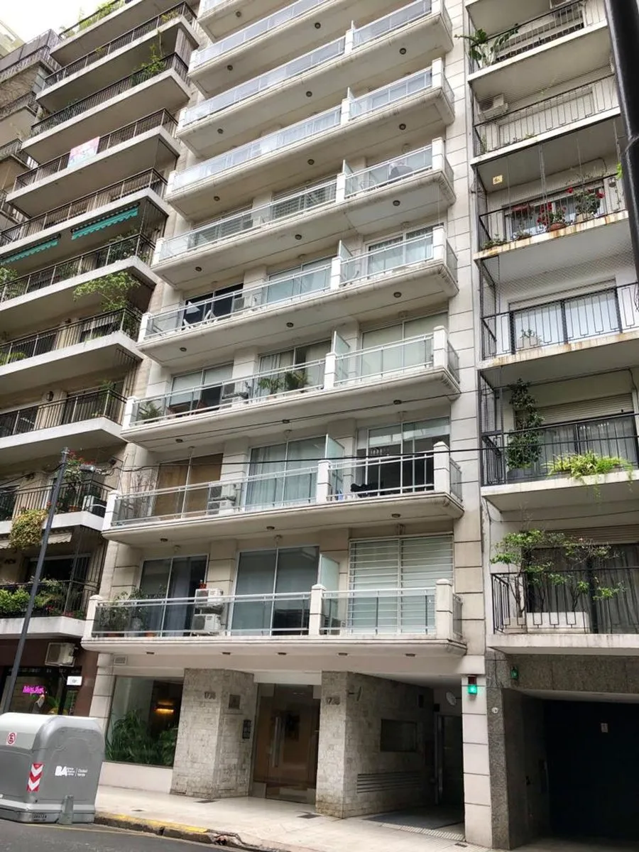 Furnished one-bedroom apartment with balcony in Recoleta