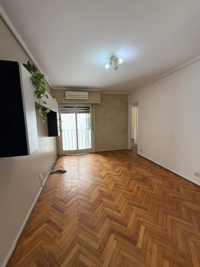 Apartamento de dois ambientes com quarto em Balvanera