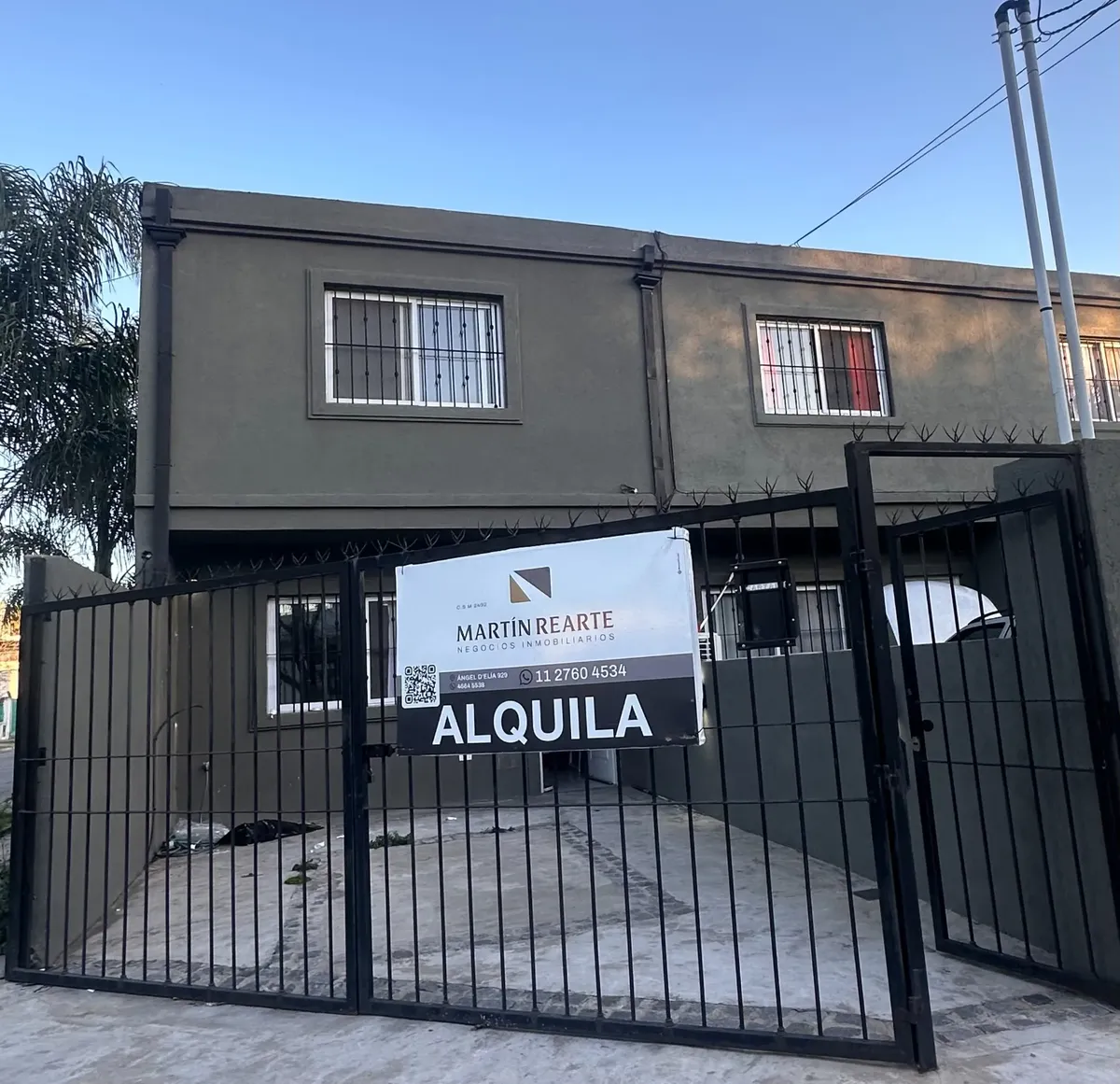 Duplex com 2 dormitórios em José C. Paz