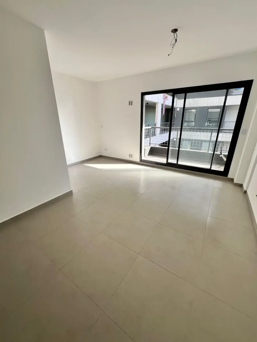 Studio apartment with balcony in Liniers