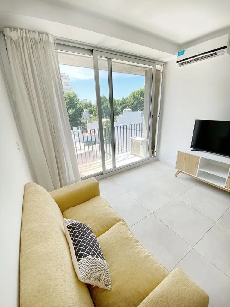 Apartamento de 2 ambientes com 2 varandas em Palermo