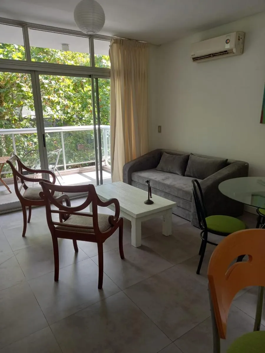Apartamento de dois ambientes com 1 quarto em Palermo