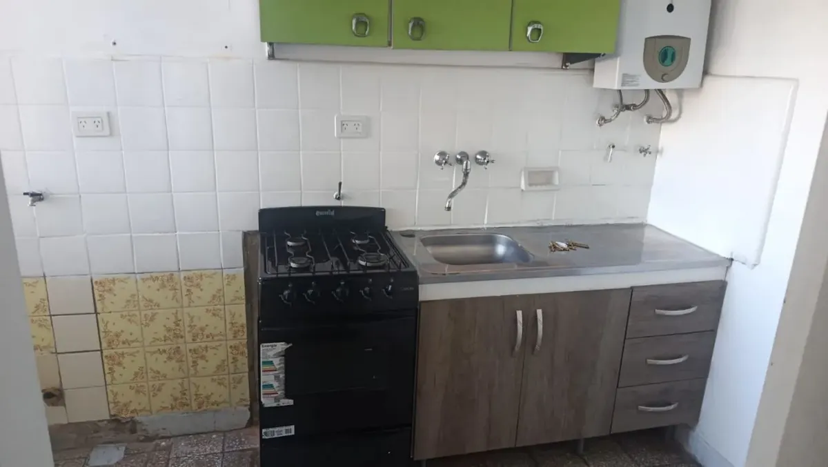 Two-room apartment in Liniers