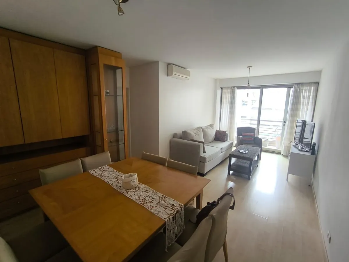 Apartamento de três ambientes mobiliado em Puerto Madero