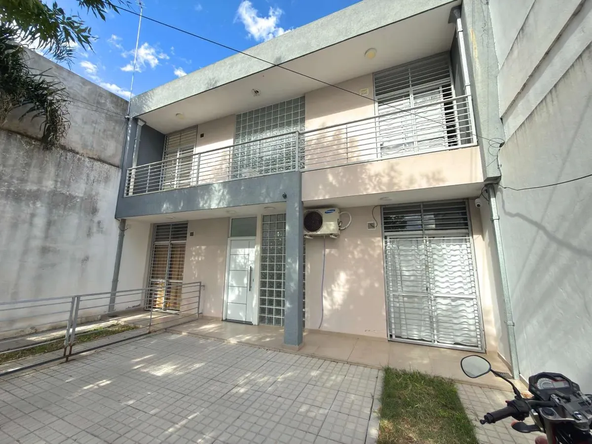Apartamento de 2 ambientes com 2 varandas em General San Martín