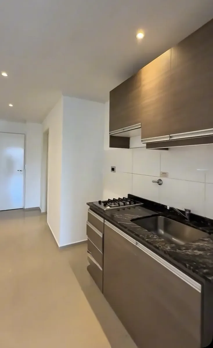 Квартира-студия с балконом в Villa del Parque