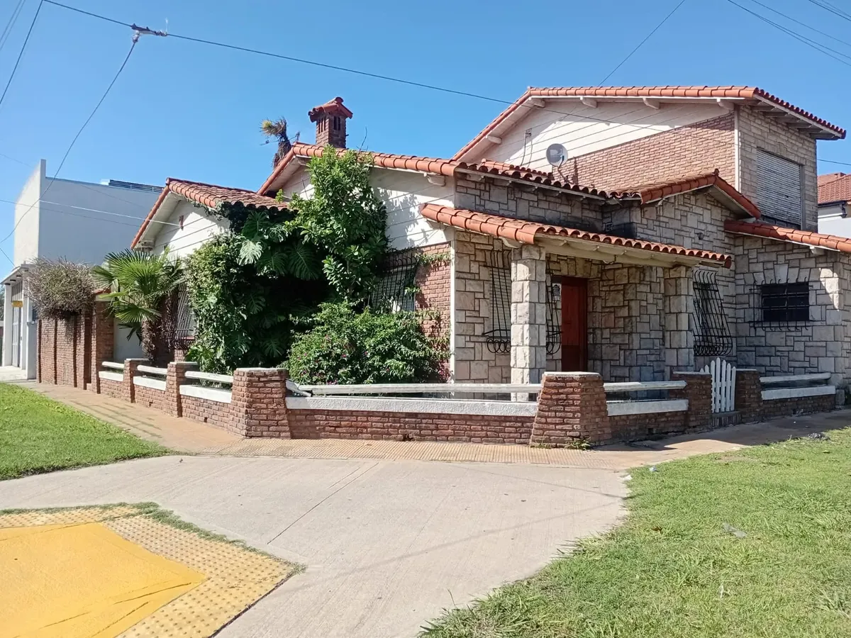 Casa 3 Ambientes En Alquiler Apto Uso Comercial Florencio Varela