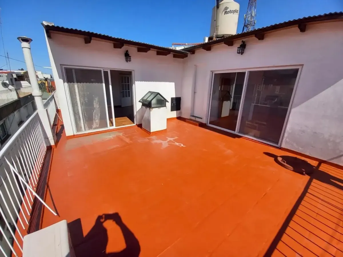 Three-bedroom duplex PH apartment in Munro