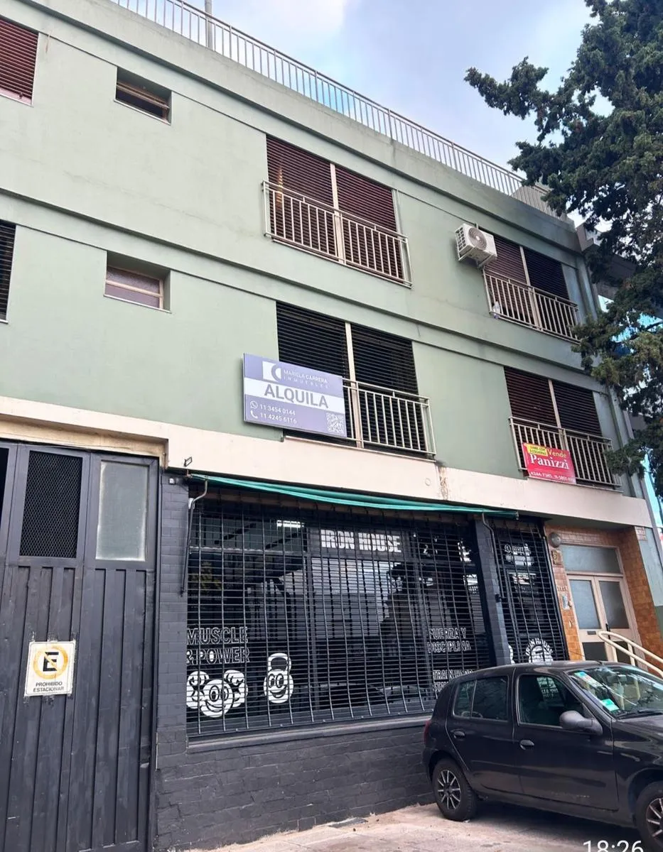 Two-bedroom apartment in Lomas de Zamora Oeste
