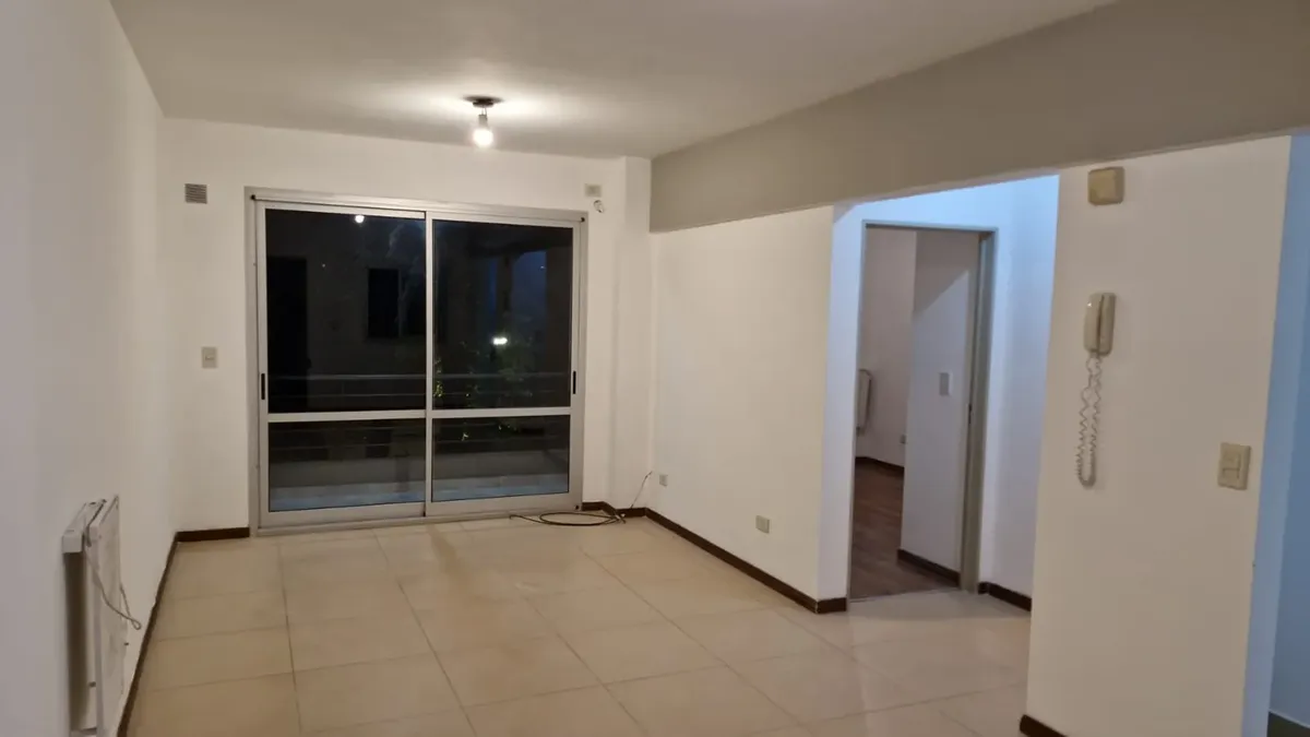 Two-room apartment with parking in Villa Urquiza