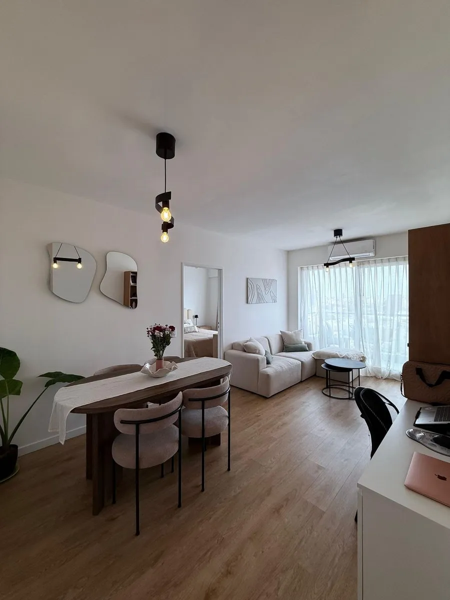 Apartamento de 2 ambientes semiamoblado em Villa General Mitre