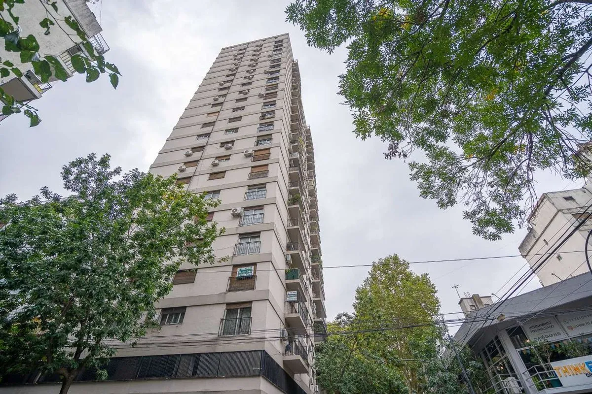 Apartamento de 3 ambientes com 2 dormitórios, suíte e vaga de garagem em Belgrano