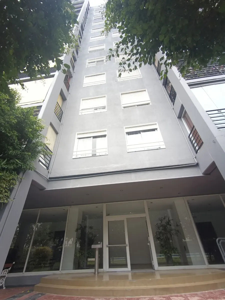 Departamento de 2 ambientes con balcón en Avellaneda