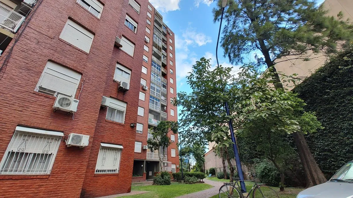 Квартира с 2 спальнями и балконом в Sarandí, 6th floor
