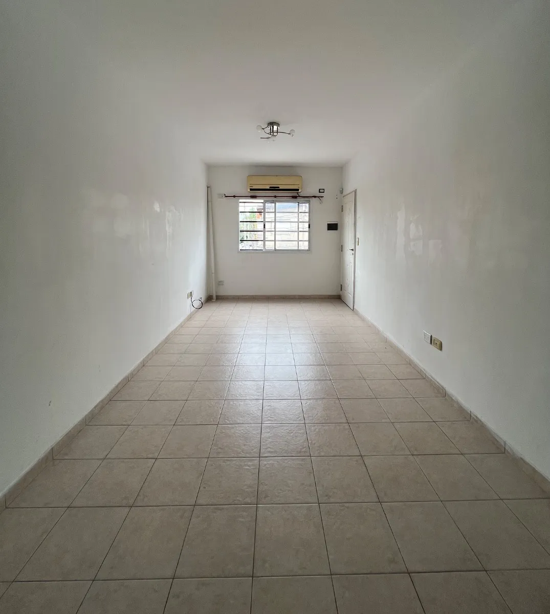 Two-bedroom duplex apartment in La Matanza