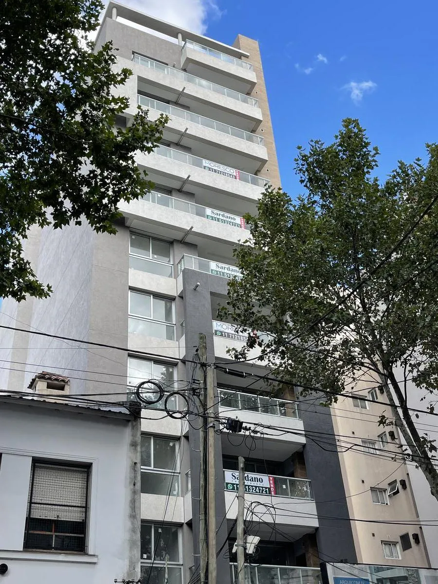 Apartamento de 3 ambientes em Lanús Oeste