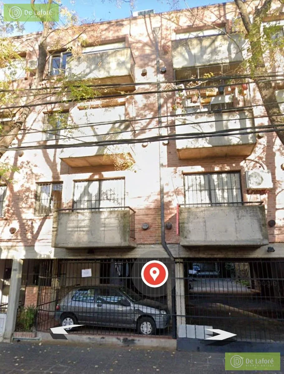 Departamento de 2 ambientes con balcón y cochera en San Isidro