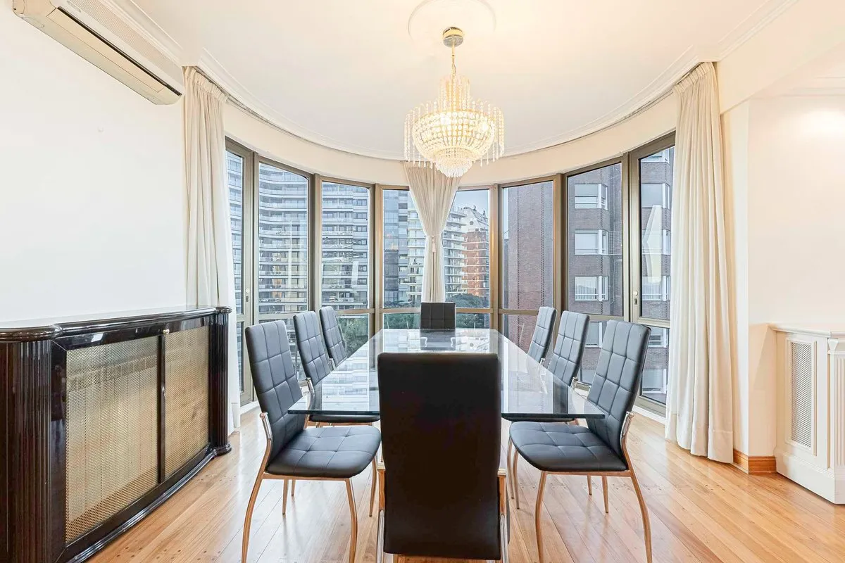 Furnished four-bedroom apartment with river views in La Lucila