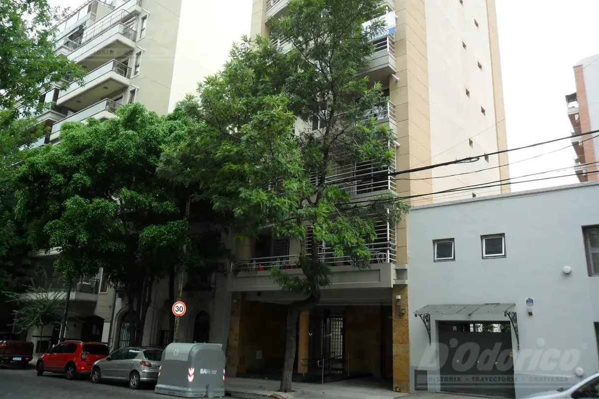 One-bedroom half-floor apartment in Caballito