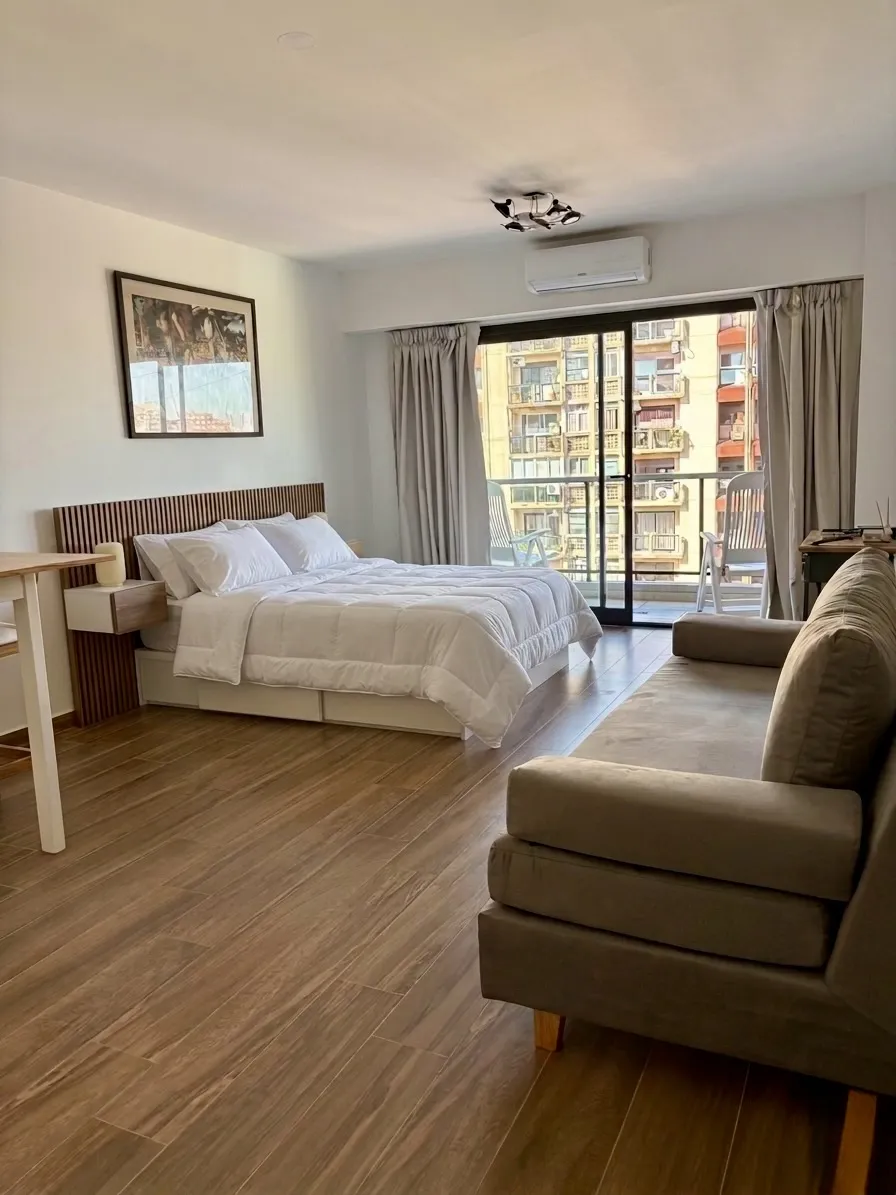 Brand-new studio apartment with balcony in Balvanera
