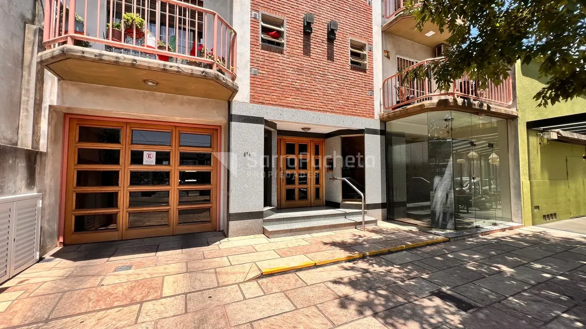 Apartamento de dois ambientes com 1 quarto em Morón