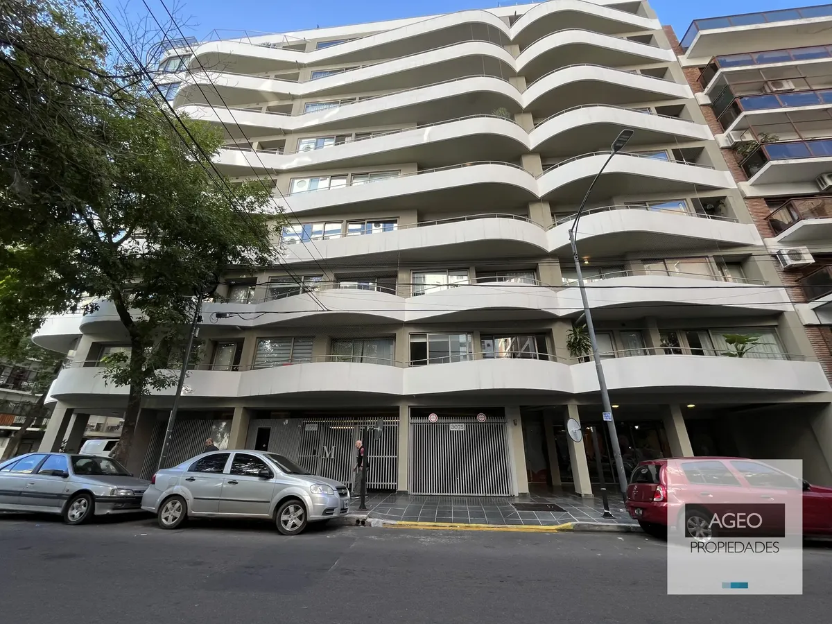 Monoambiente en alquiler con cochera en Belgrano