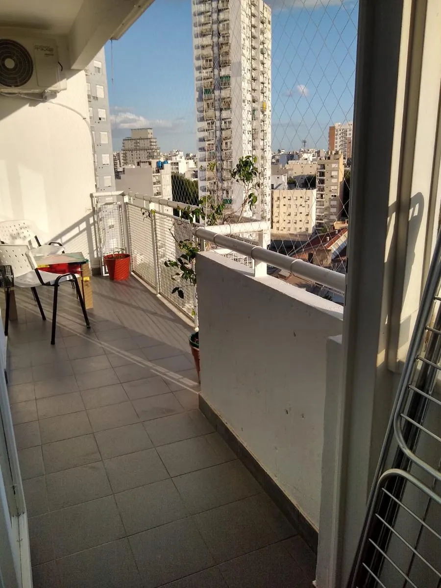Departamento amoblado de 2 ambientes con balcón y terraza en Villa Crespo