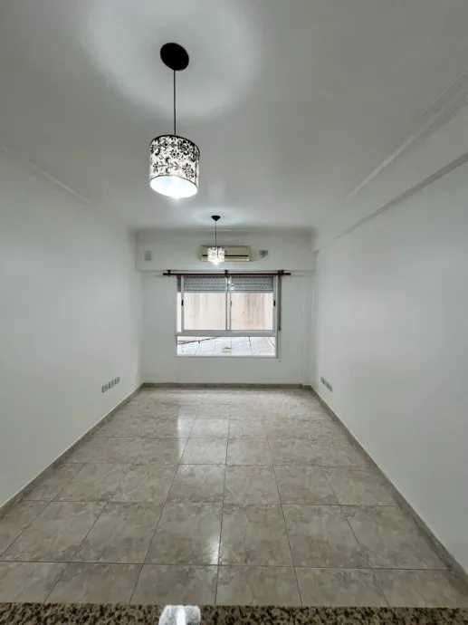 Two-room apartment in Ramos Mejía Sur