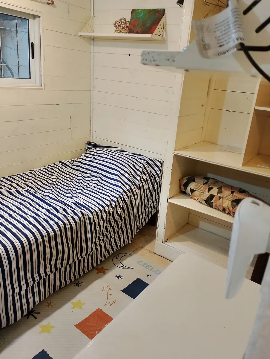 Kitnet mobiliada com kitchenette em Martínez