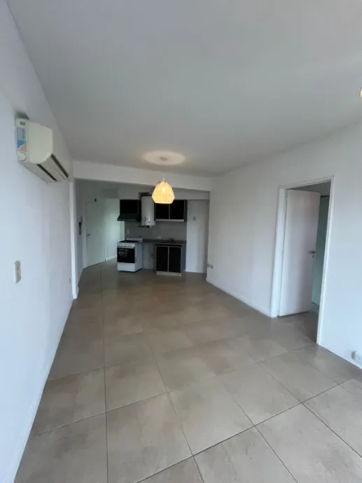 Two-room apartment with balcony in Ramos Mejía Sur
