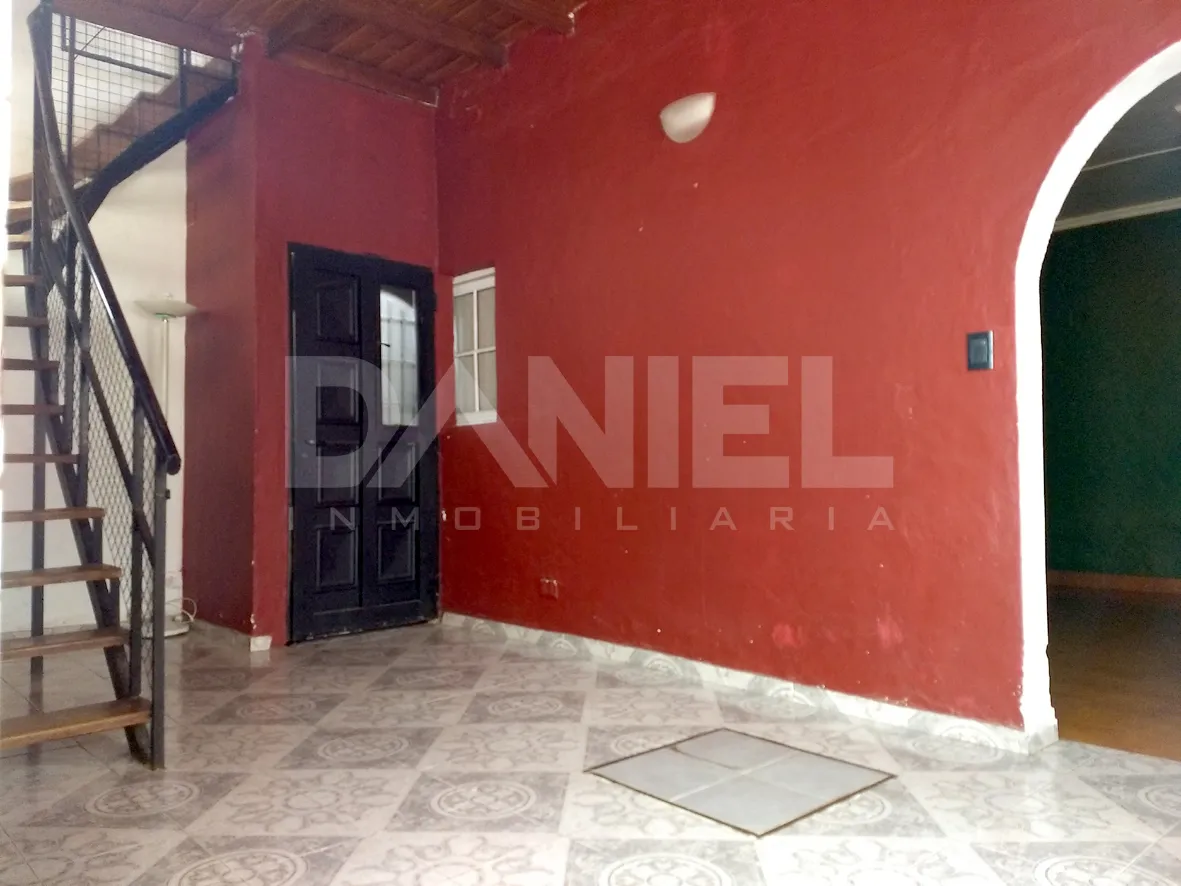 PH de duas plantas com 2 dormitórios em Ituzaingó