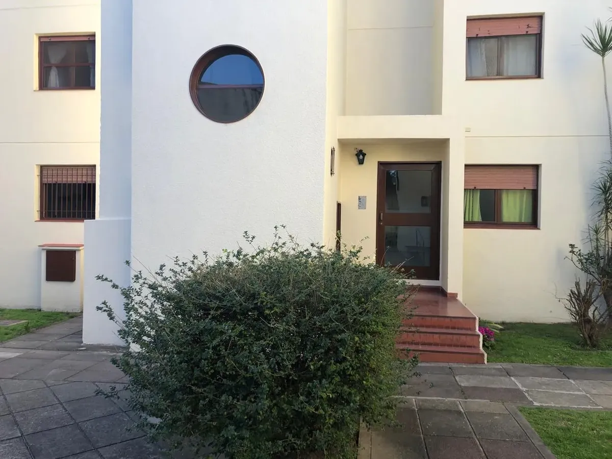 Apartamento de três ambientes com 2 quartos em Martínez