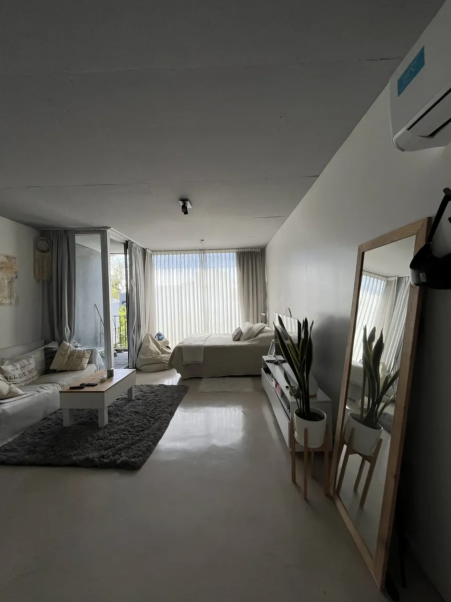 Квартира-студия в Saavedra с (закреплённым) парковочным местом