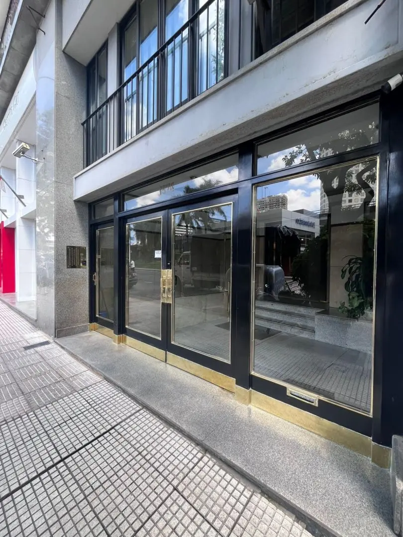 Apartamento de 3 ambientes com vaga fixa na Retiro