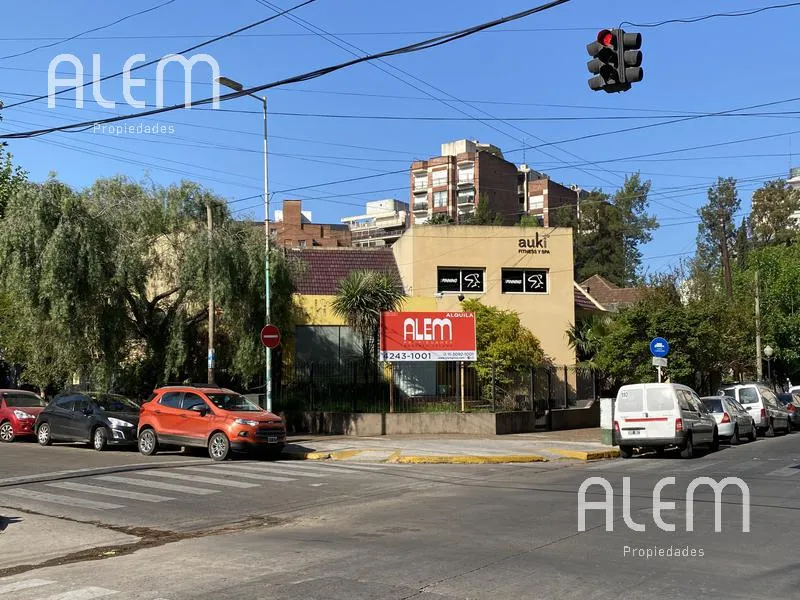 Дом с 5 спальнями в Lomas de Zamora Oeste