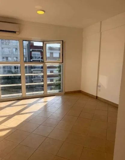 Kitnet apto profissional com vaga de garagem em San Miguel