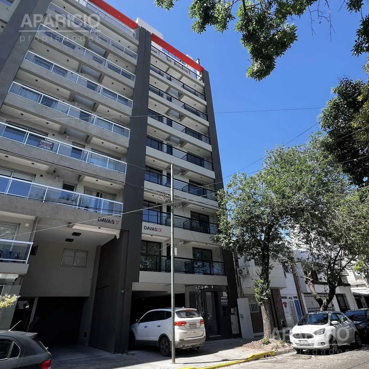 Apartamento de dois dormitórios no contrafrente em La Plata