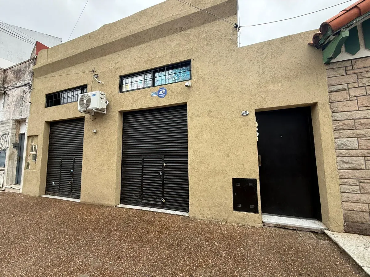 PH com 2 dormitórios para alugar em Lanús Oeste