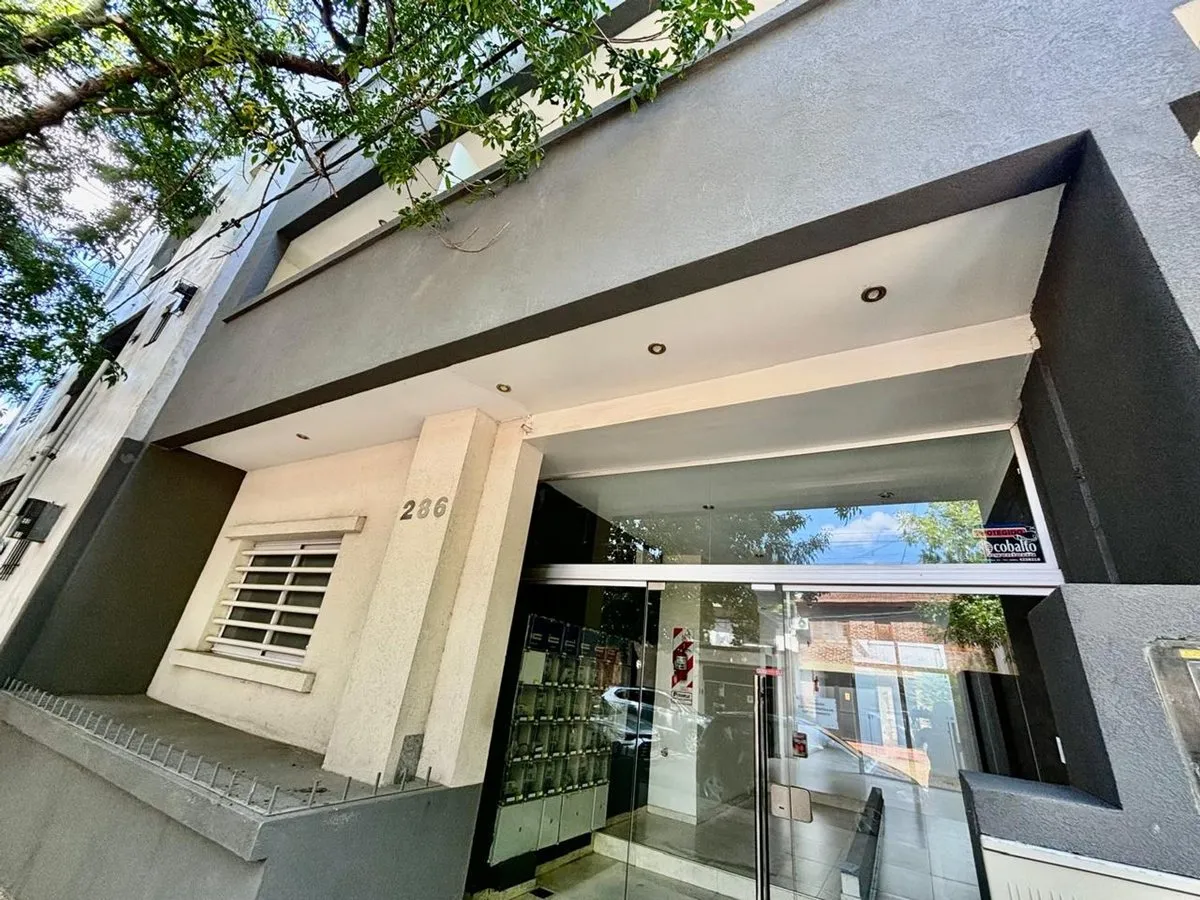 Furnished studio apartment with balcony in La Plata